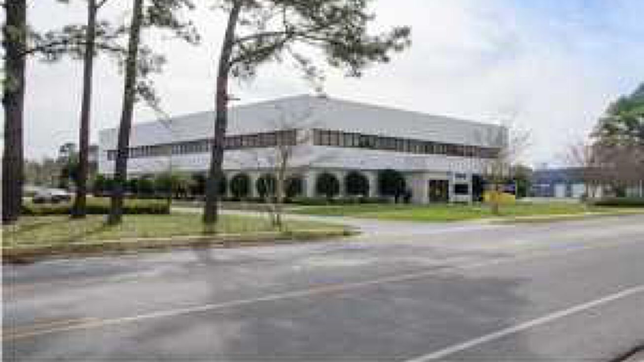634 Anchors St NW, Fort Walton Beach, FL 32548 Office Space for Lease