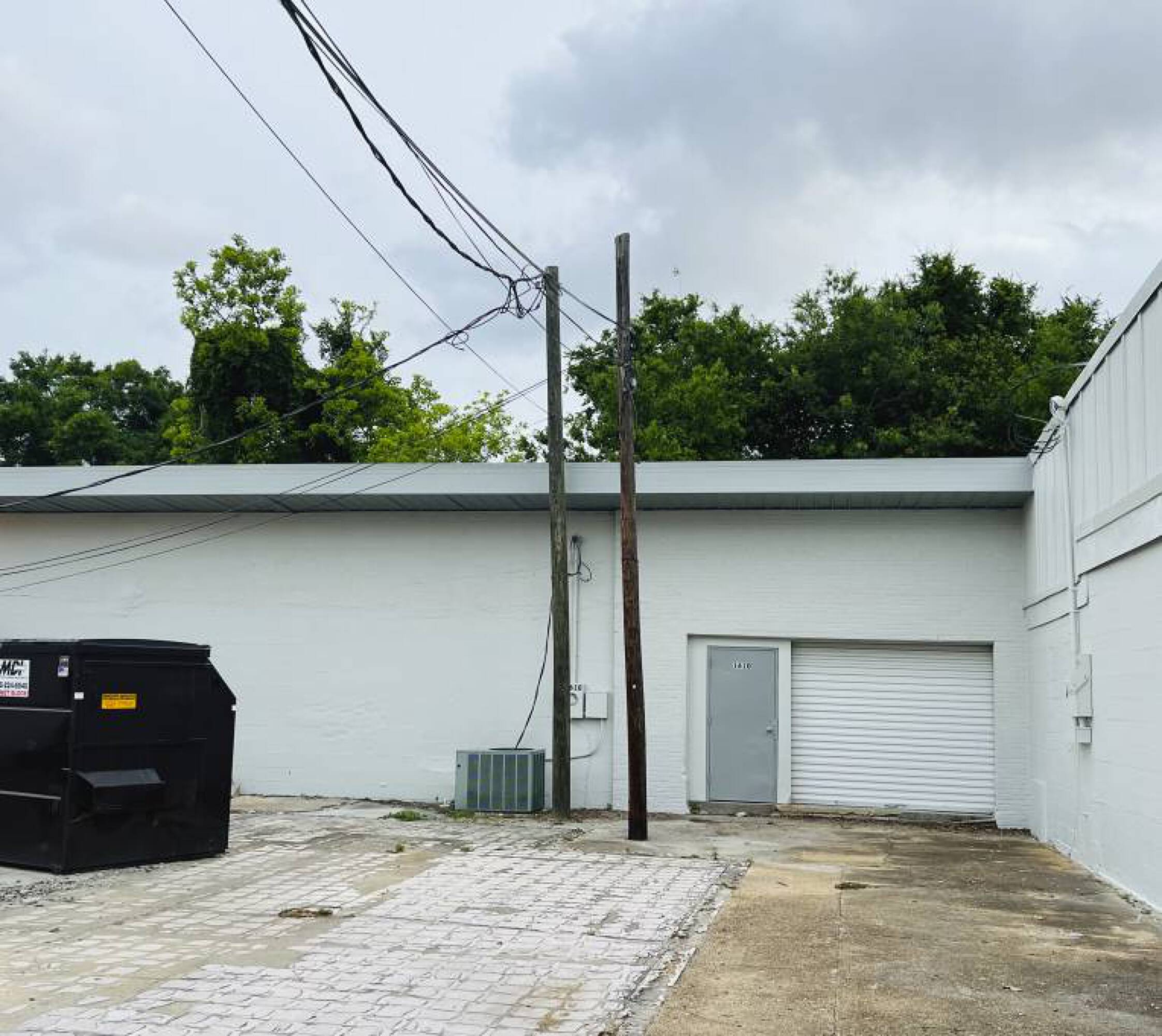 1620 Pass Rd, Biloxi, MS 39531