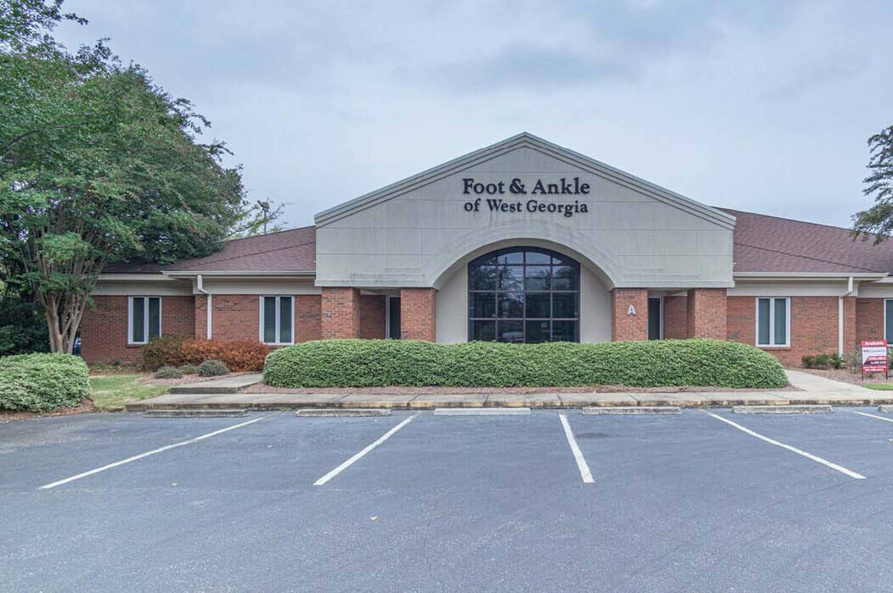 2751 Warm Springs Rd, Columbus, GA 31904