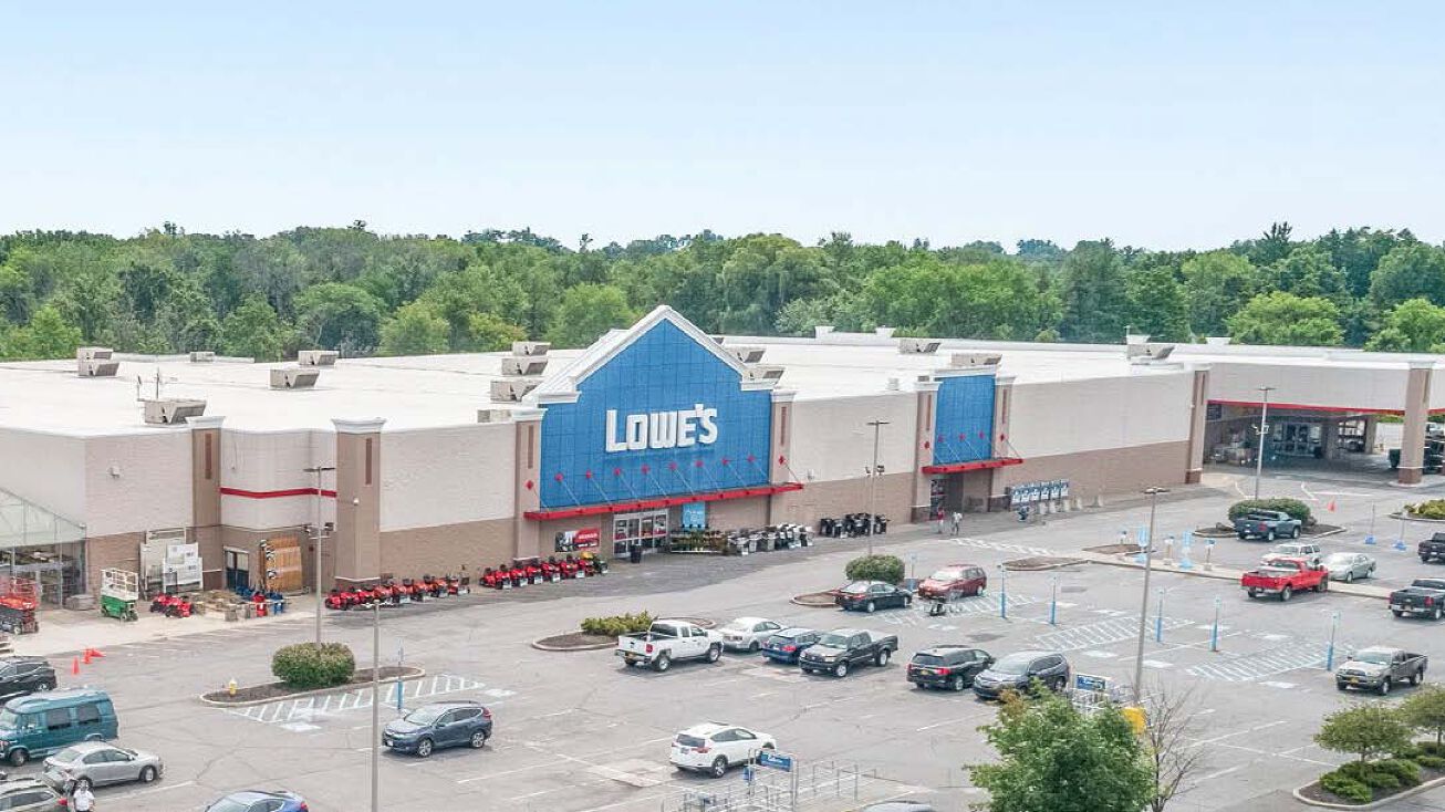 402442 Balltown Rd, Schenectady, NY 12304 Retail Space for Lease Mohawk Commons