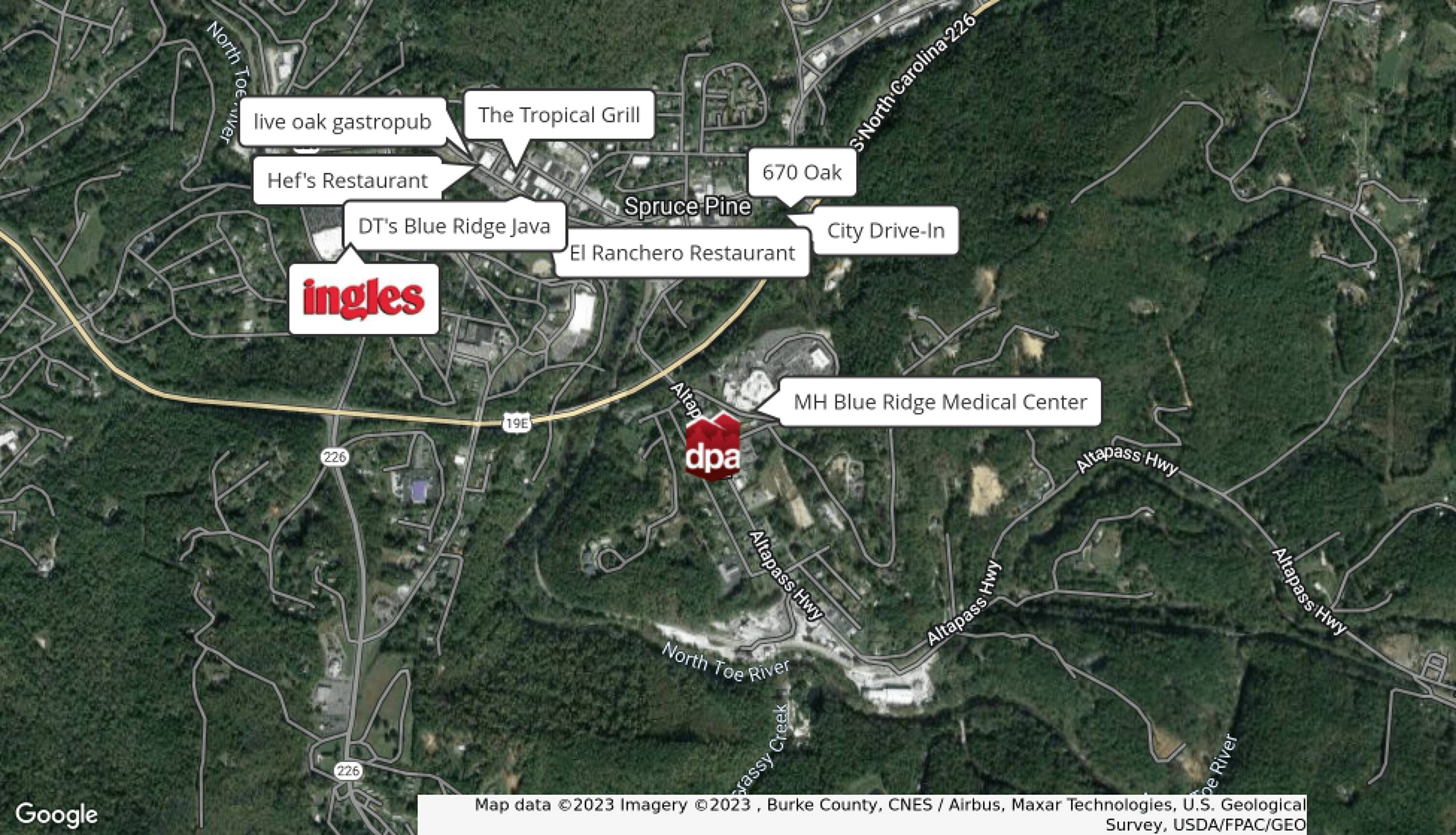 496 Altapass Hwy, Spruce Pine, NC 28777