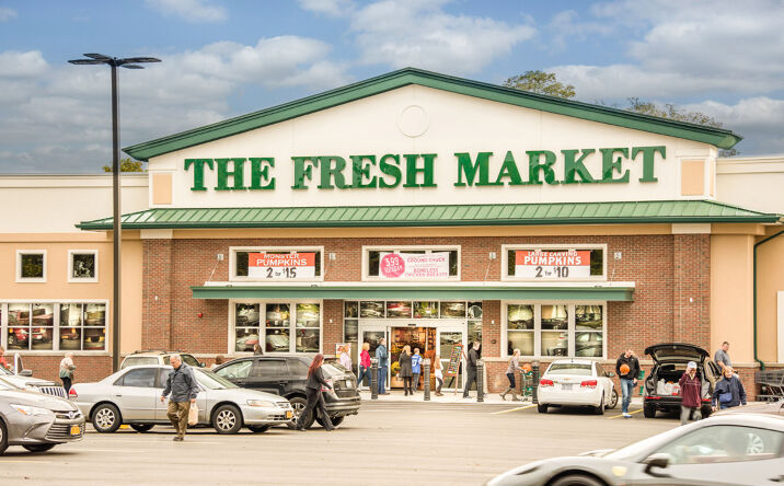 Pictures of Retail property located at 126 E Main St, Smithtown, NY 11787 for sales - image #1