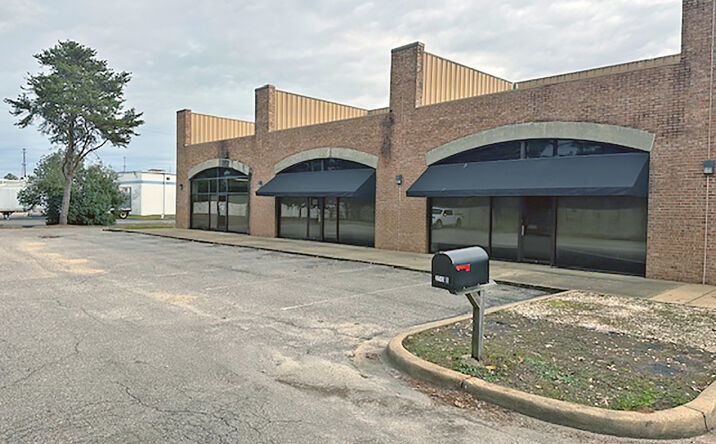 Pictures of Industrial property located at 2743 Gunter Park Dr W, Montgomery, AL 36109 for lease - image #1