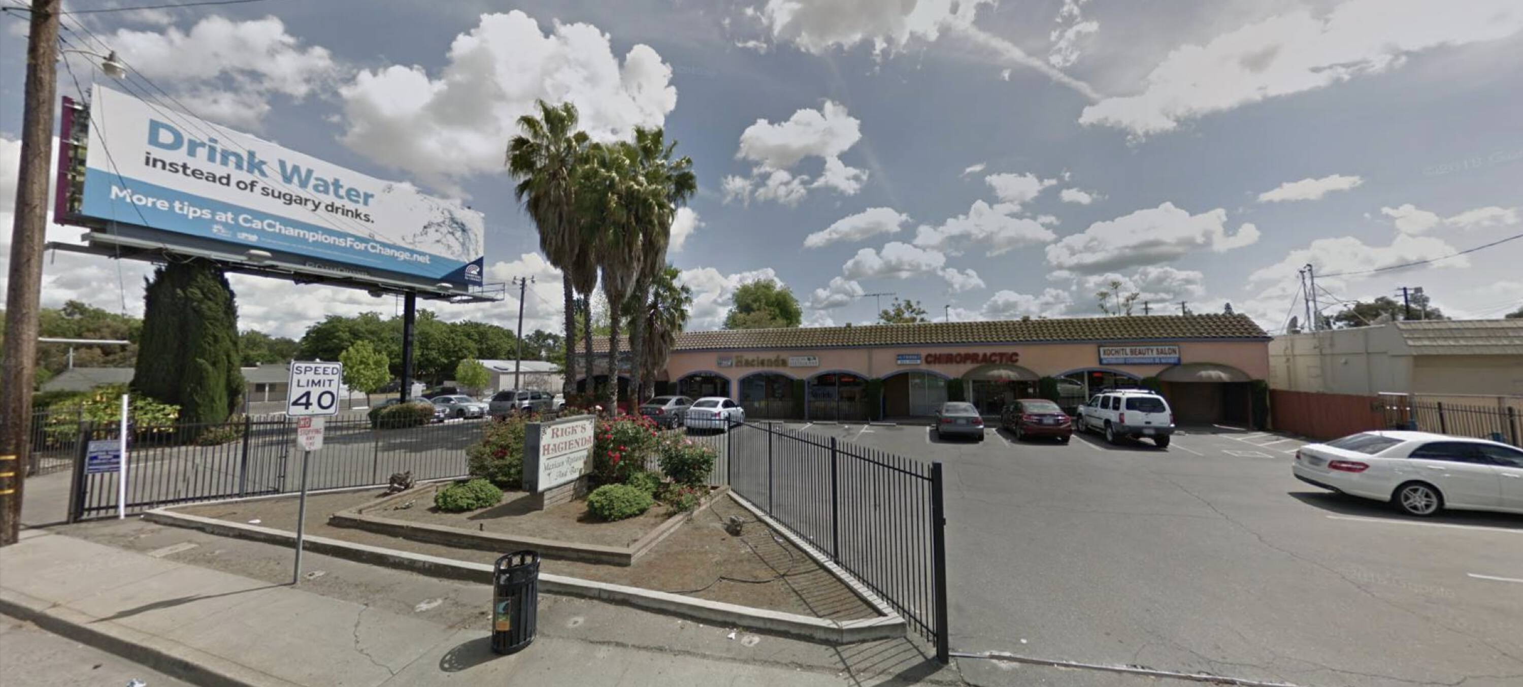 3330 Fruitridge Rd, Sacramento, CA 95820