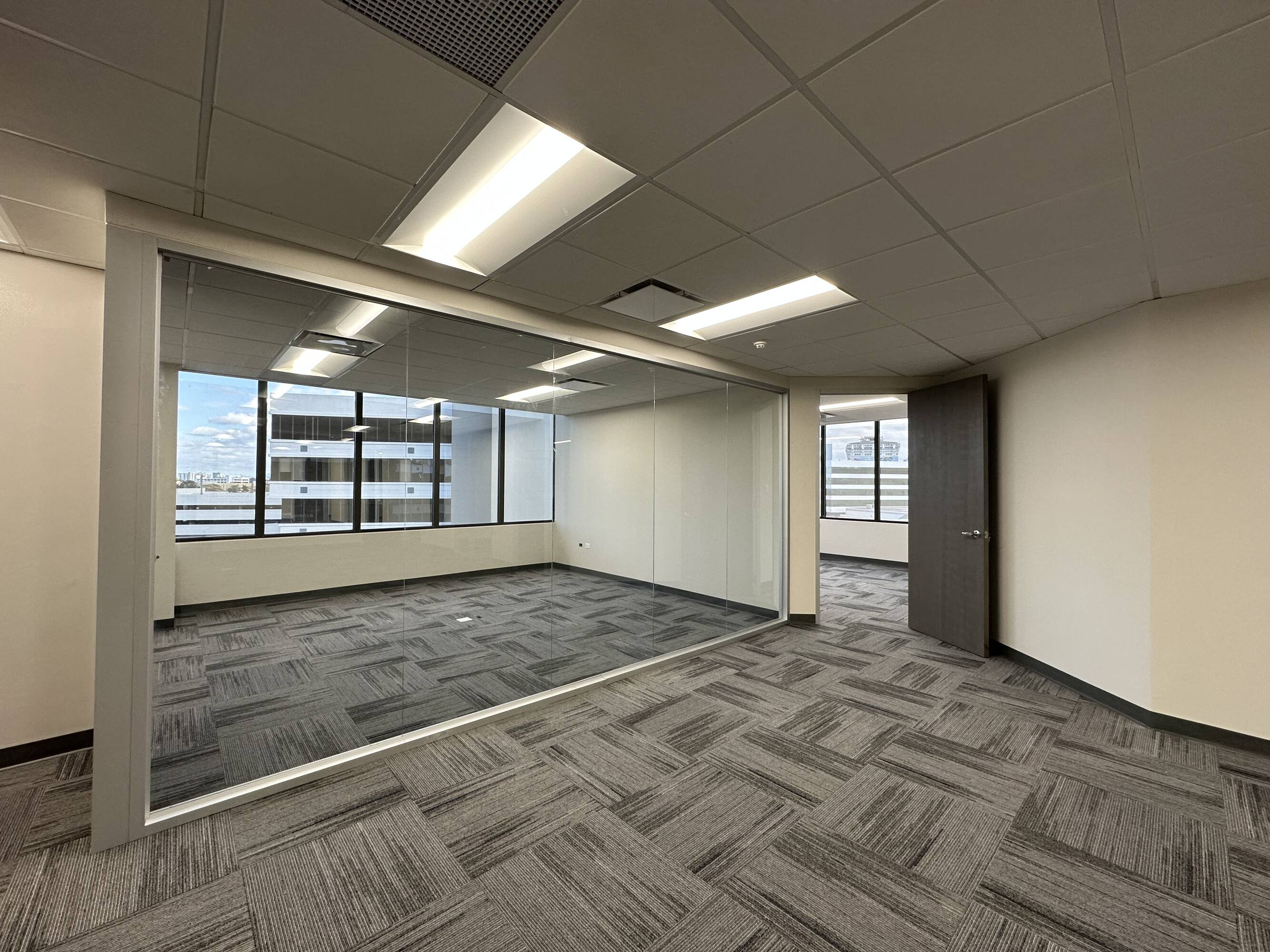 Metro Office Park, Guaynabo, Guaynabo, PR 00966 | Crexi.com