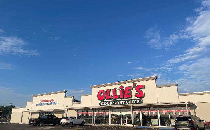 Pictures of Retail property located at 320 North Commerce Street, Ardmore, OK 73401 for lease - image #1