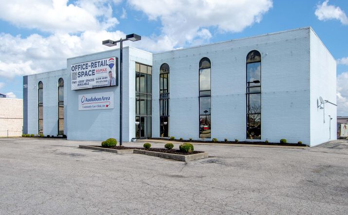 Pictures of Retail, Office property located at 750 Salem Dr, Owensboro, KY 42303 for lease - image #1
