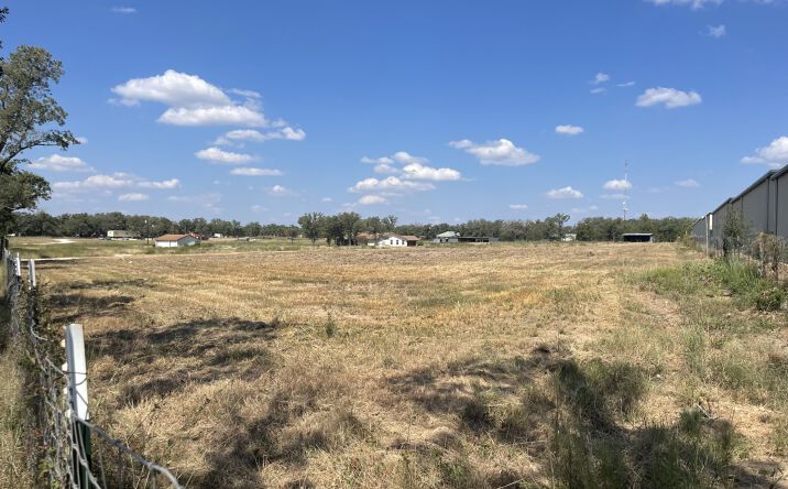 Pictures of Land property located at 1612 State Hwy 71, Cedar Creek, TX 78612 for lease - image #1