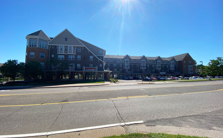 Pictures of Retail, Office property located at 2800 Rice St, Little Canada, MN 55113 for lease - image #1