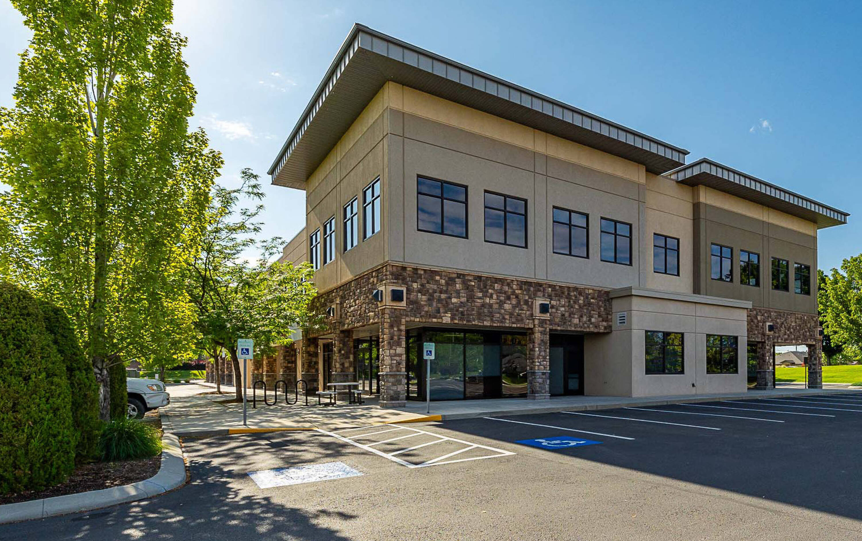 9050 W Overland Rd, Boise, ID 83709 | Crexi.com