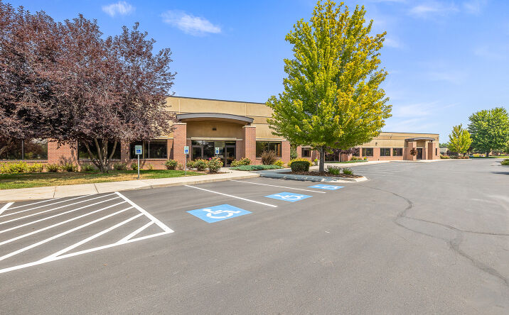 Pictures of Office property located at 1937 S Bonito Way, Meridian, ID 83642 for lease - image #1