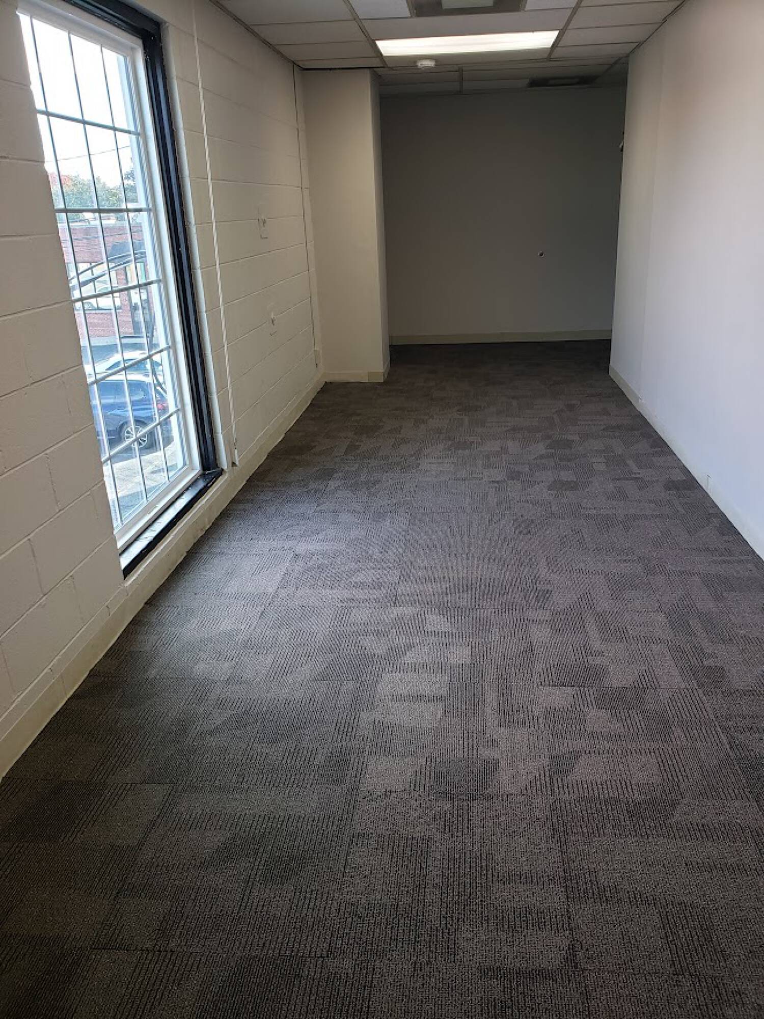 1720 Zollinger Rd, Upper Arlington, OH 43221