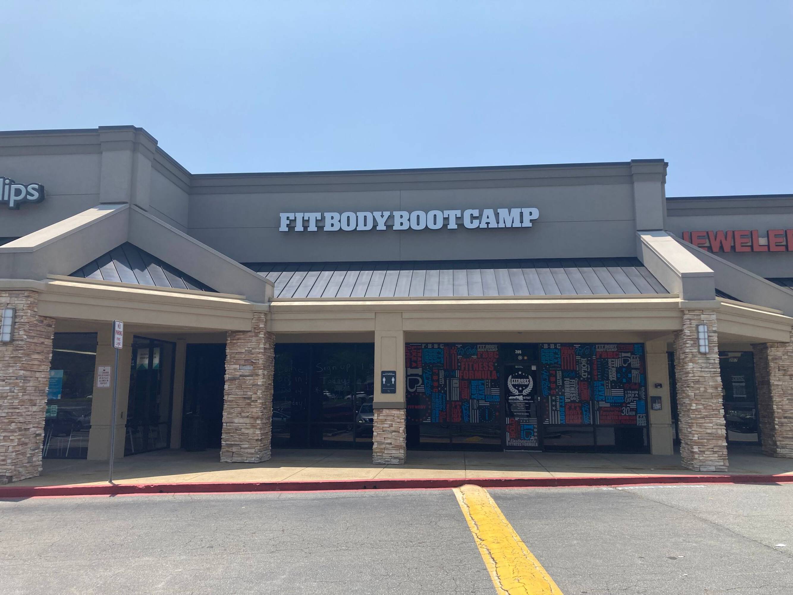 4651 Woodstock Rd, Roswell, GA 30075