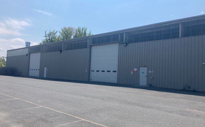 Pictures of Industrial property located at 734 Grantham Ln, New Castle, DE 19720 for lease - image #1