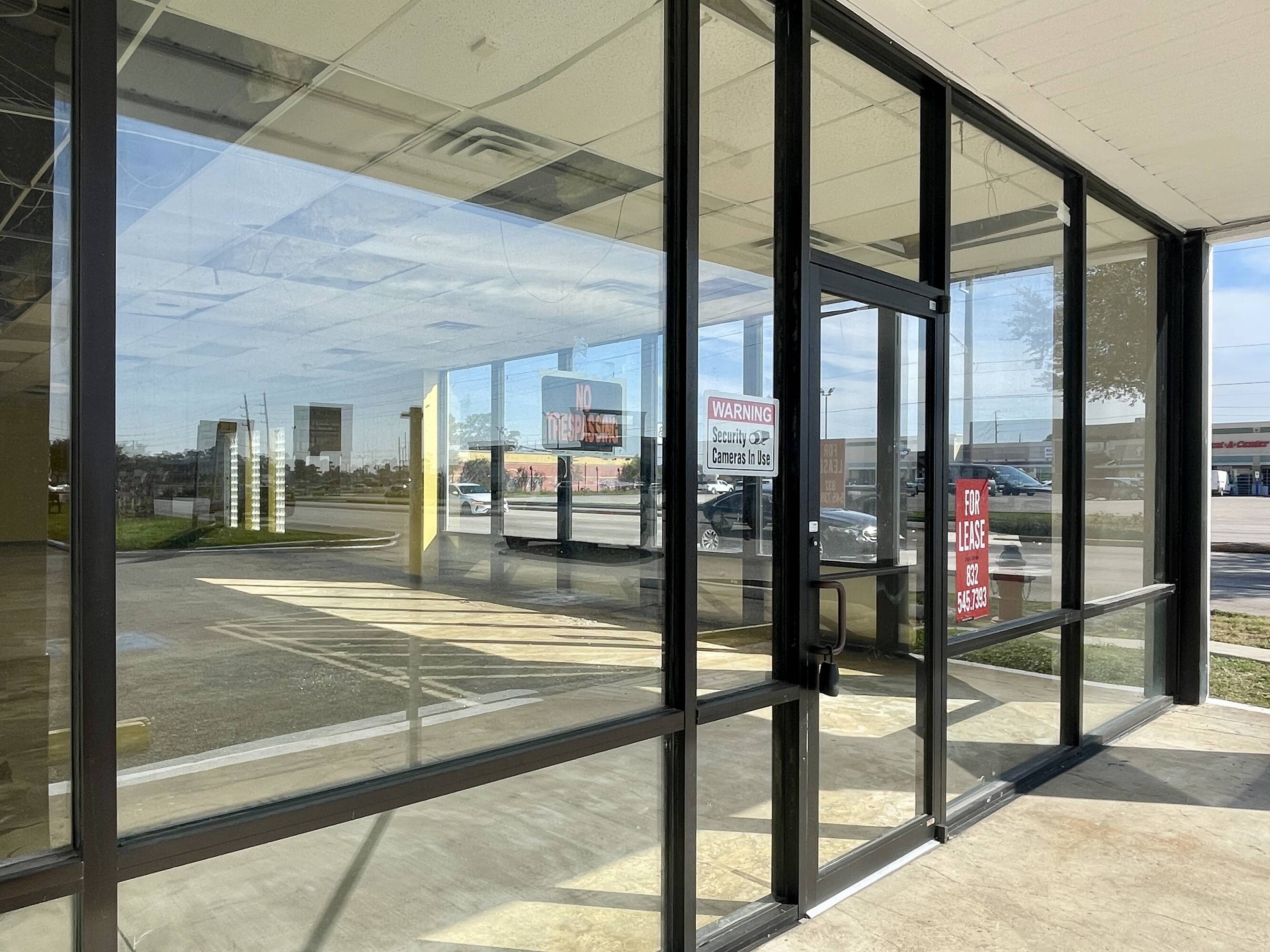 2204 Cypress Creek Parkway