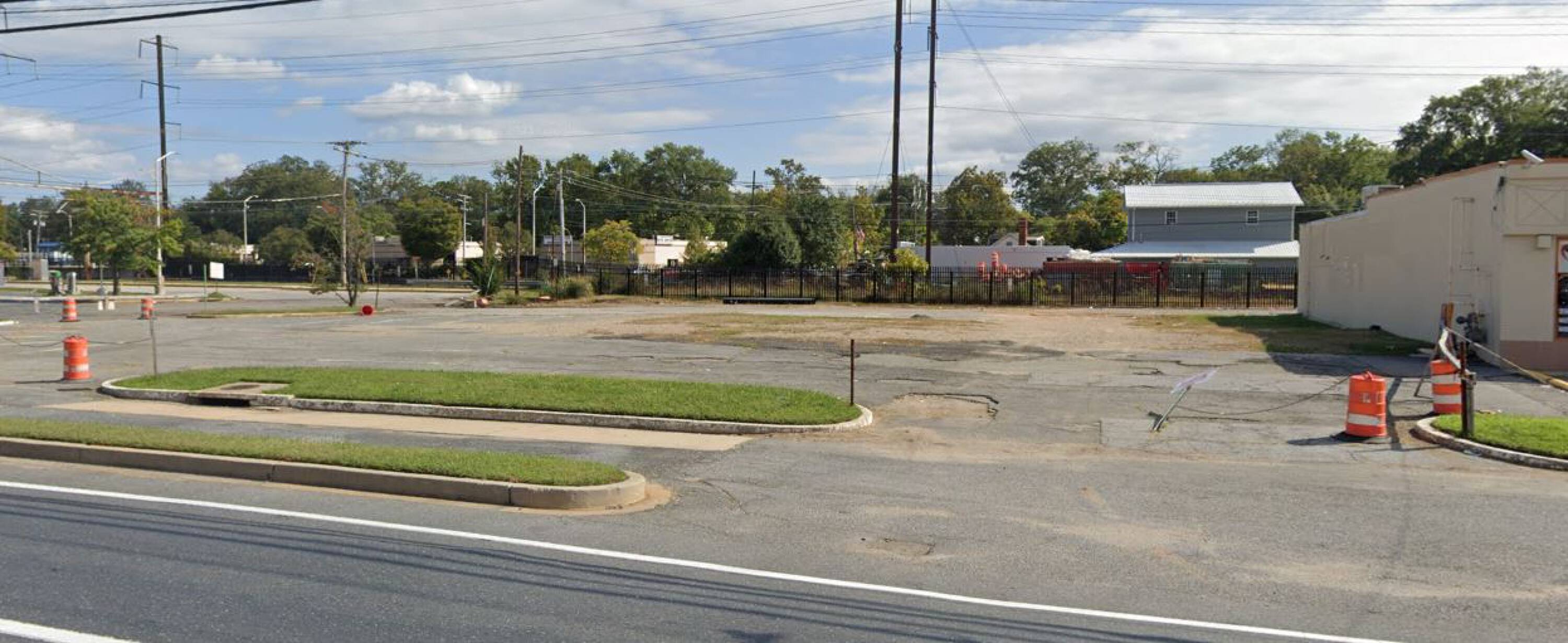 9499 Lanham Severn Rd, Lanham, MD 20706