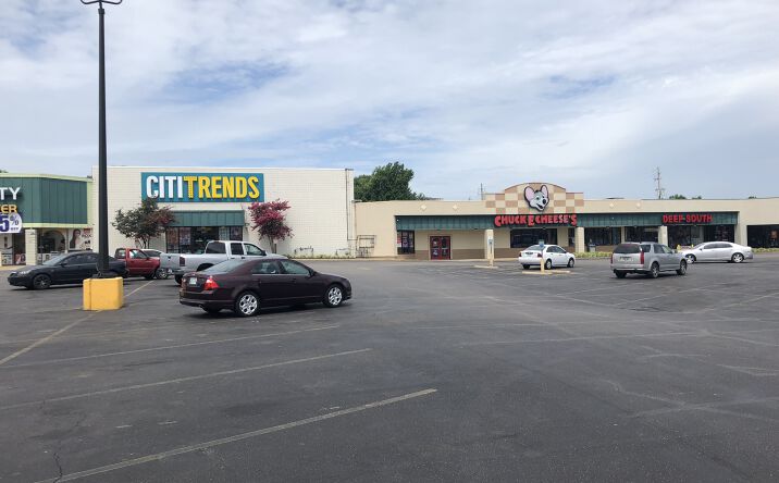 Pictures of Retail property located at 3653 Hickory Hill Rd, Memphis, TN 38115 for lease - image #1