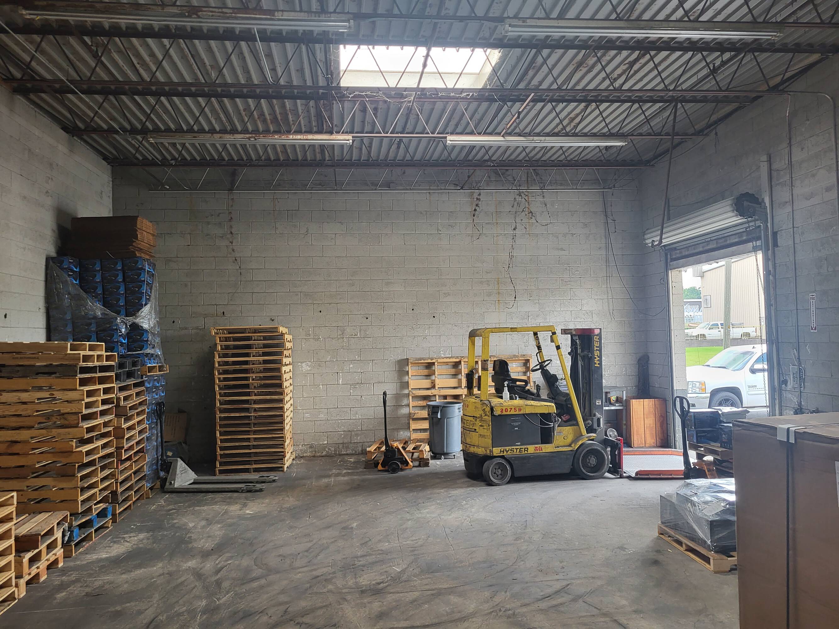 285 Lake Mirror Rd, Forest Park, GA 30297 Industrial Space for Lease