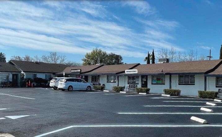 Pictures of Retail property located at 3774 Railroad Ave, Pittsburg, CA 94565 for lease - image #1