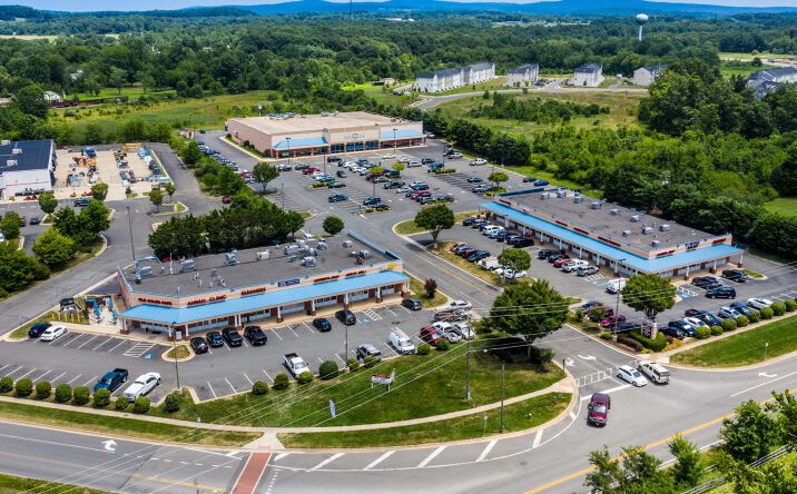 Pictures of Retail property located at 4195-4195 Winchester Road, Marshall, VA 20115 for lease - image #1