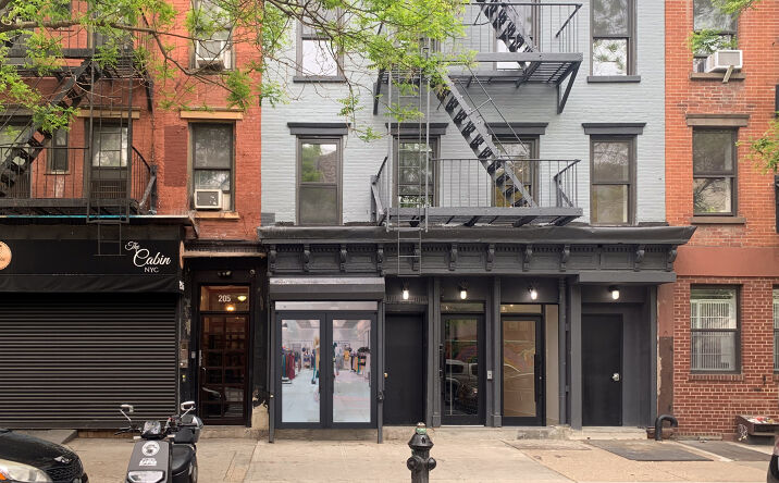 207 EAST 4TH STREET New York - 3c730c312d524cef8103865a4d3576ad 716x444