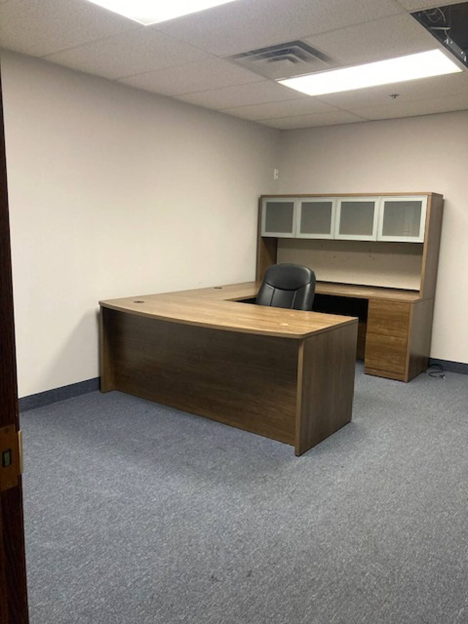 2020 Front St, Cuyahoga Falls, OH 44221