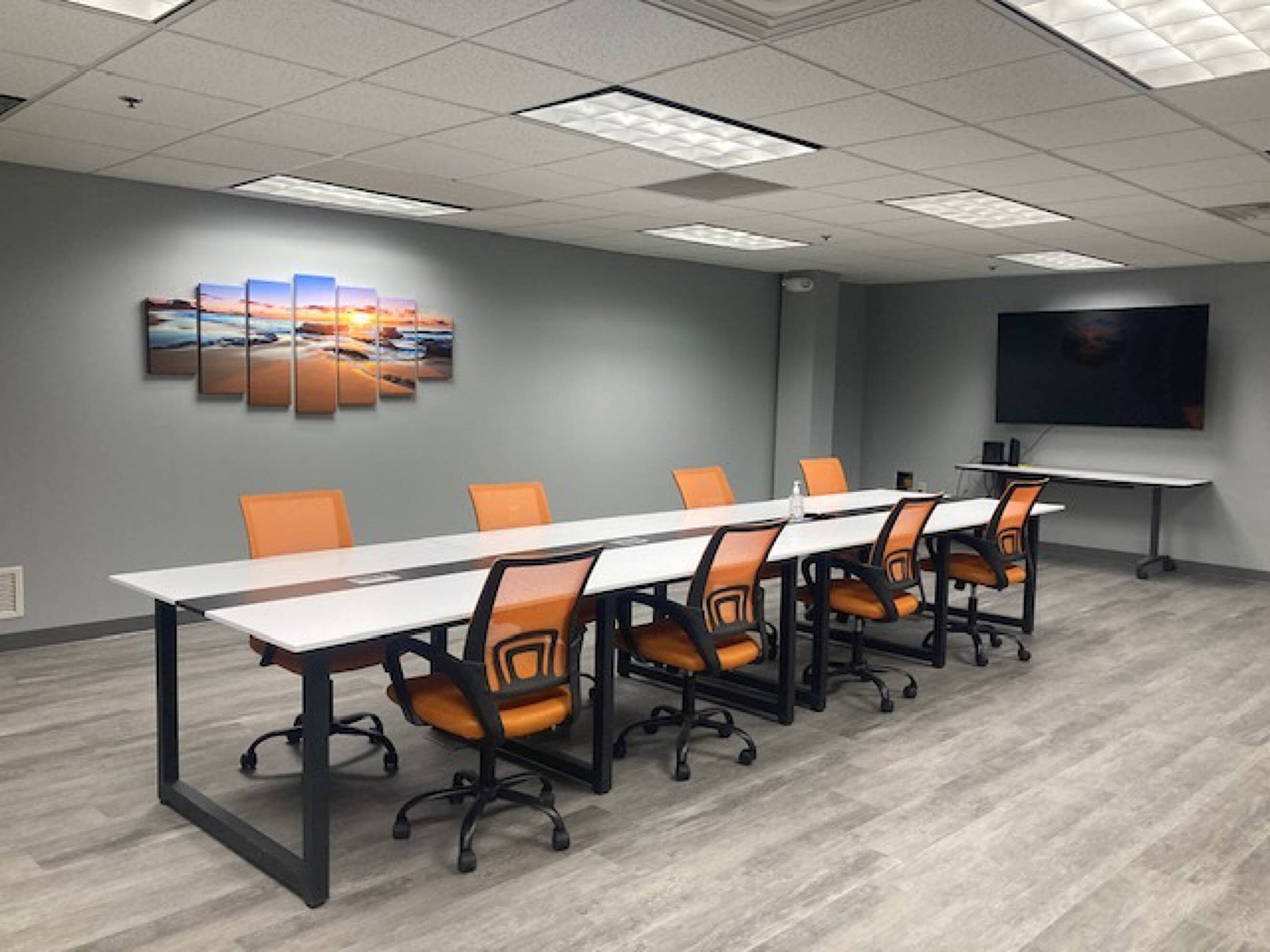 2020 Front St, Cuyahoga Falls, OH 44221