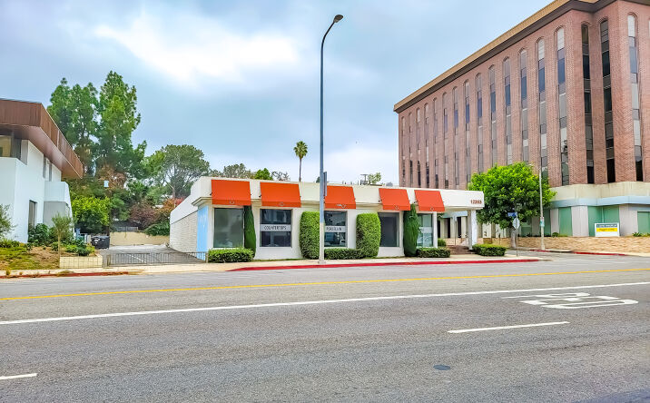 Pictures of Retail property located at 12353 Wilshire Blvd, Los Angeles, CA 90025 for lease - image #1