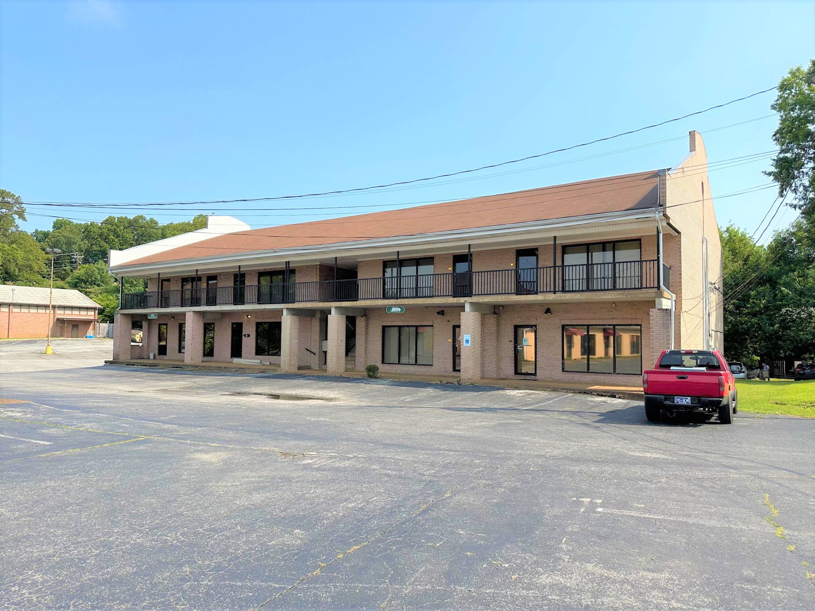 4143 Ringgold Rd, Chattanooga, TN 37412