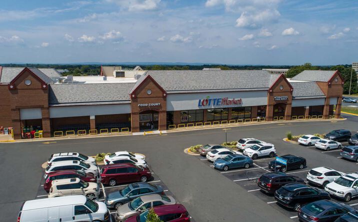 Pictures of Retail property located at 5900-6075 Centreville Crest Ln & 14001A-14011F Saint Germain Dr, Centreville, VA 20121 for lease - image #1