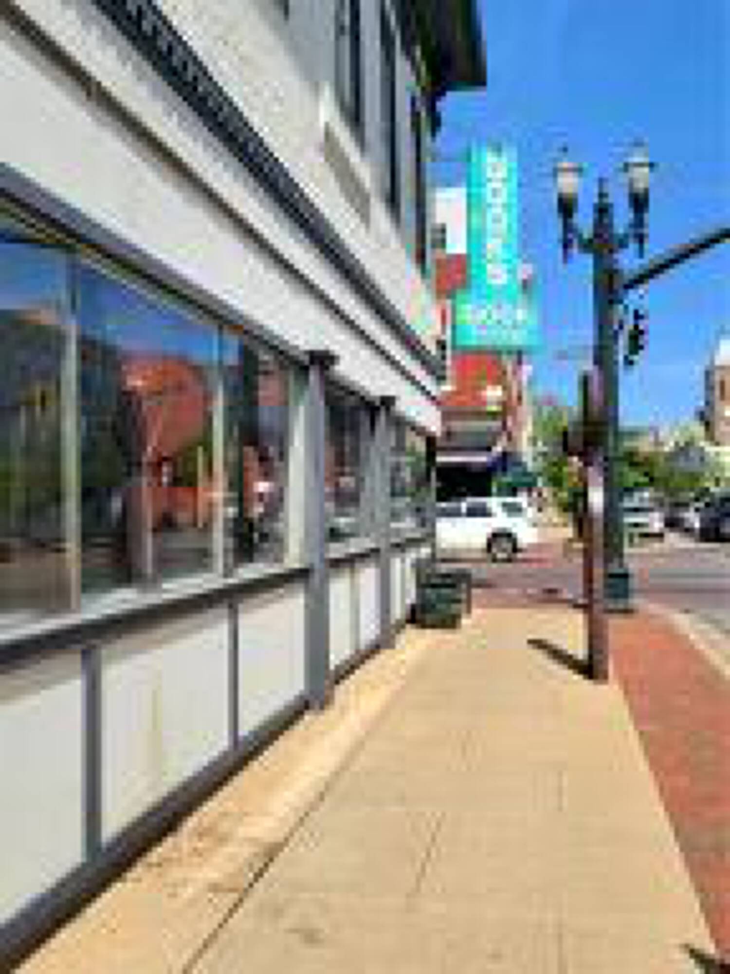 103 N Columbus St, Lancaster, OH 43130 Retail Space for Lease 103 N