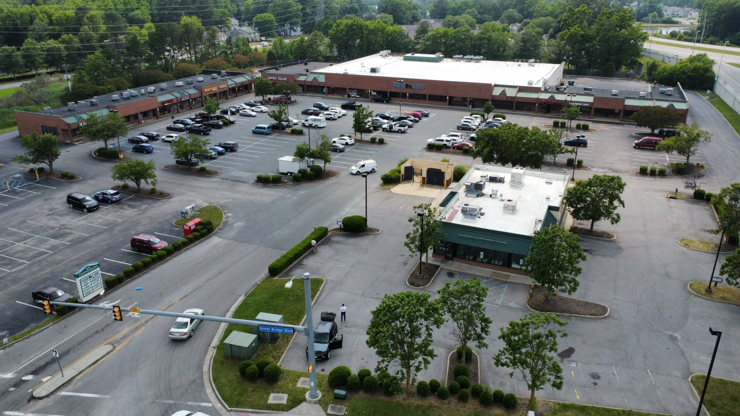 916 Great Bridge Blvd, Chesapeake, VA 23320