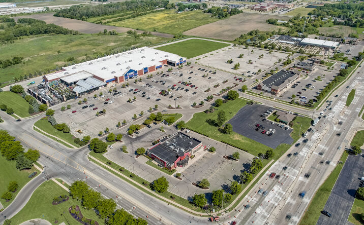 Pictures of Retail, Land property located at 6318 Green Bay Rd, Kenosha, WI 53142 for lease - image #1