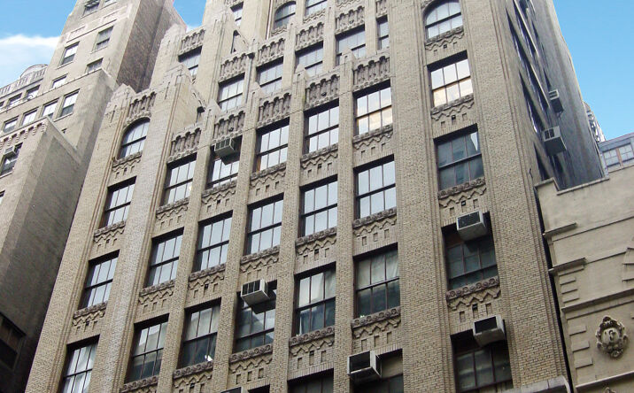 Pictures of Office property located at 236 W 30th St, New York, NY 10001 for lease - image #1