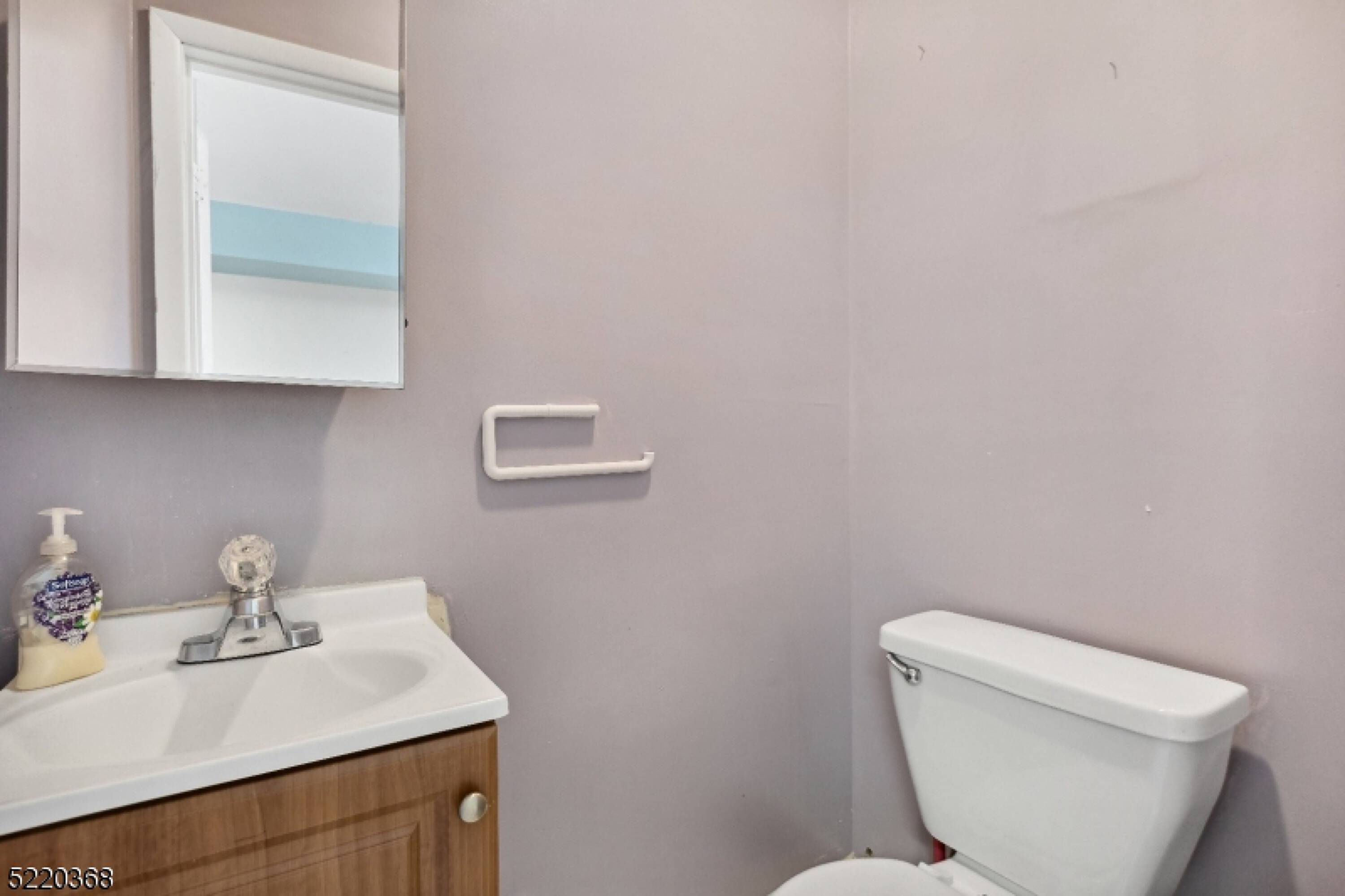 125 Bloomfield Ave, Newark, NJ 07104