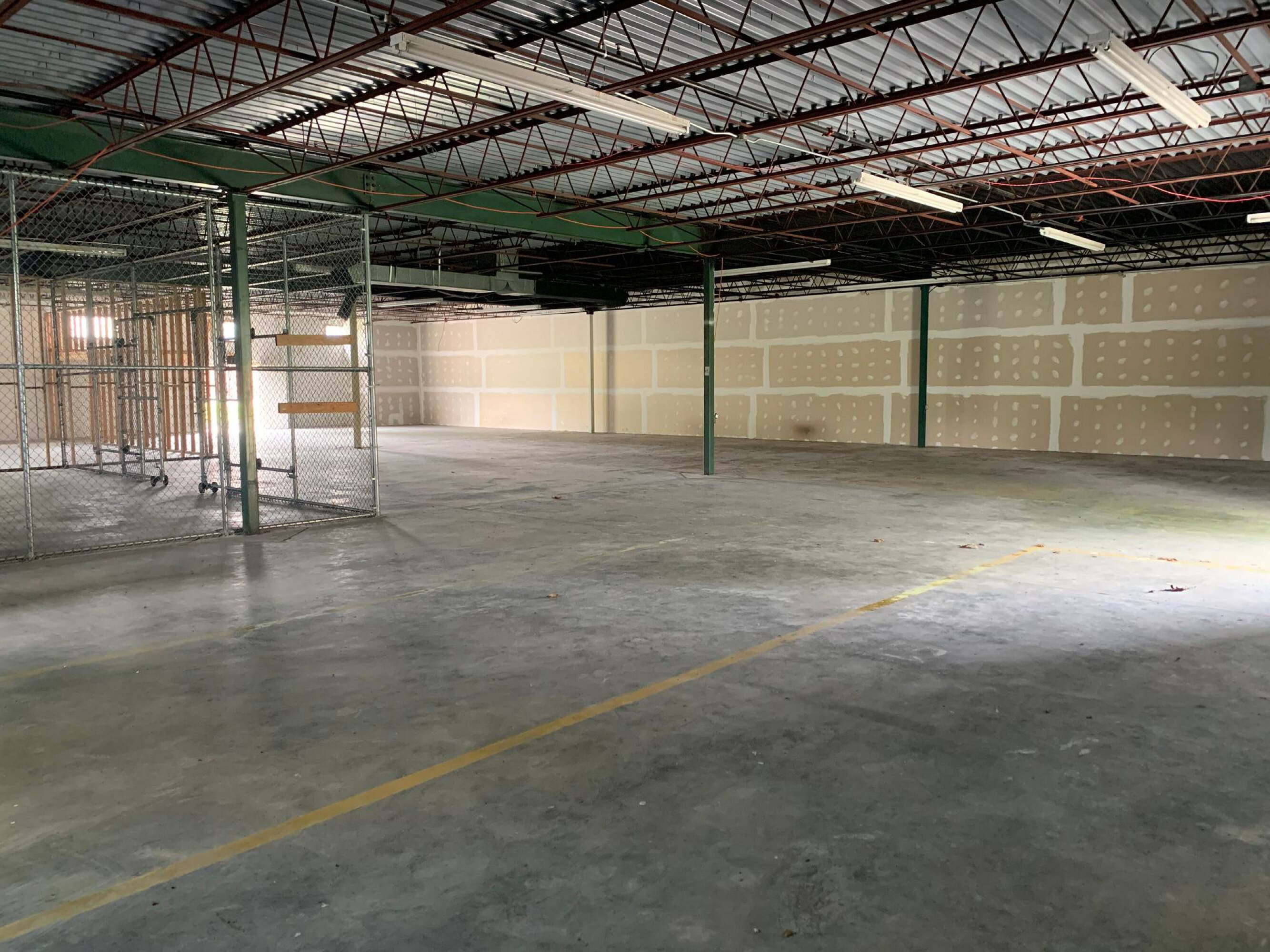 2153 Lejeune Blvd, Jacksonville, NC 28546