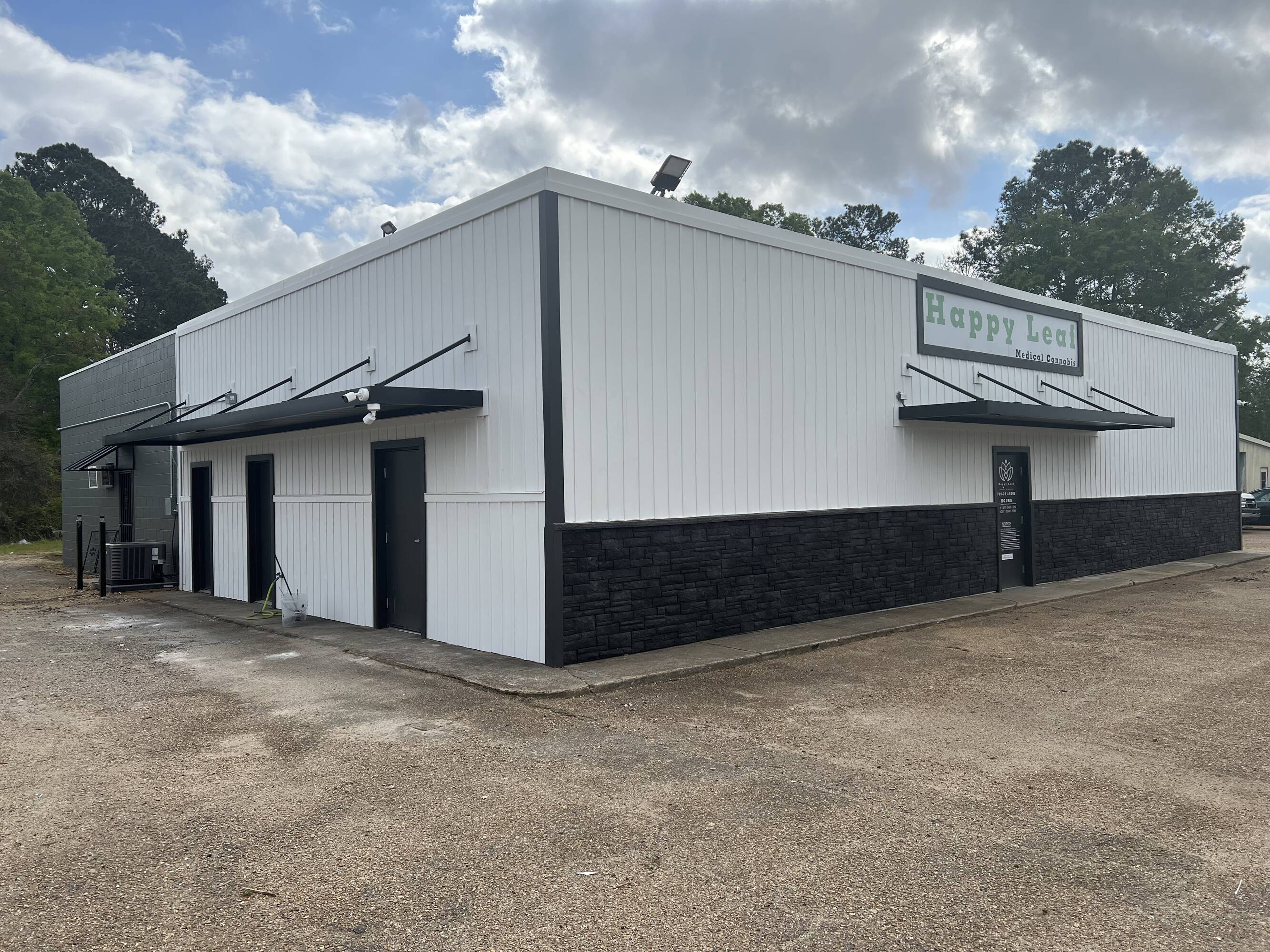 736 US 49, Richland, MS 39218 Retail Space for Lease Highway 49 S