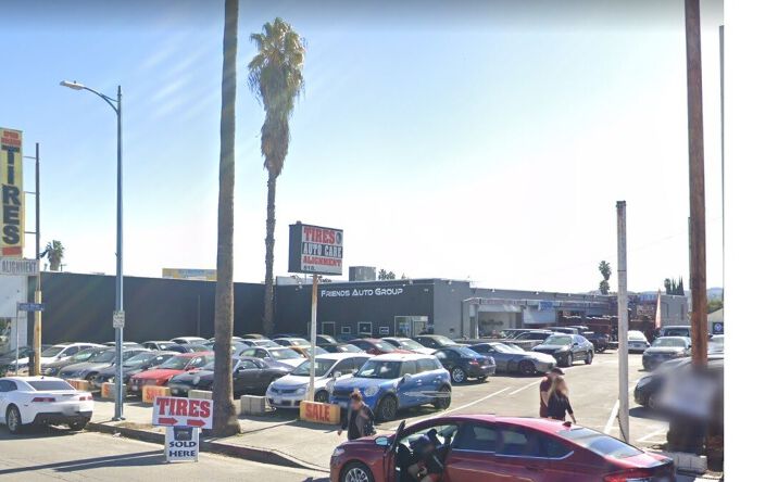 Pictures of Retail property located at 20930 Sherman Way, Los Angeles, CA 91303 for lease - image #1