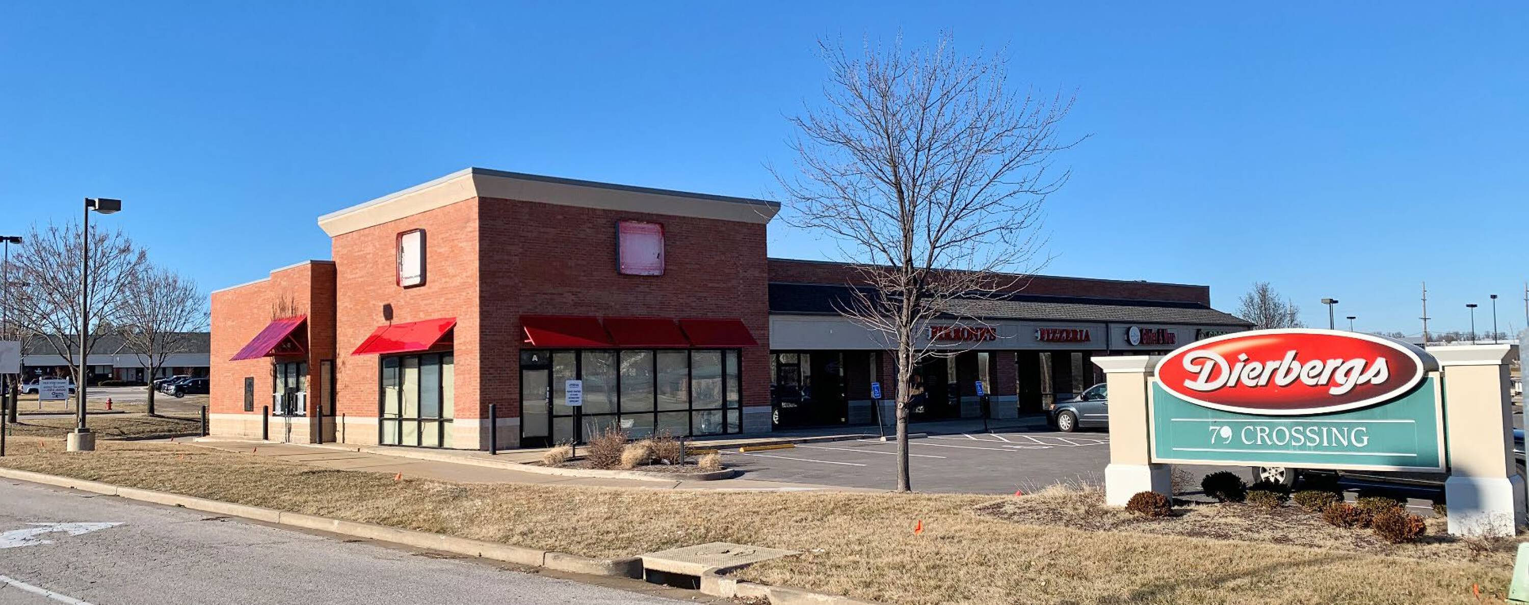 299 Salt Lick Rd, St. Peters, MO 63376 Restaurant Space for Lease