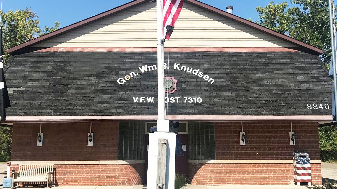 8840 St, Grosse Ile Township, MI 48138