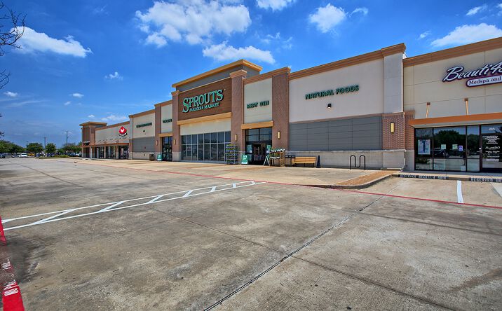 Pictures of Retail property located at 20706 Kuykendahl Rd, Spring, TX 77379 for lease - image #1