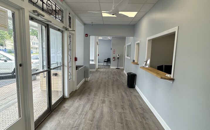 Pictures of Retail, Office property located at 654 Center St, Manchester, CT 06040 for lease - image #1