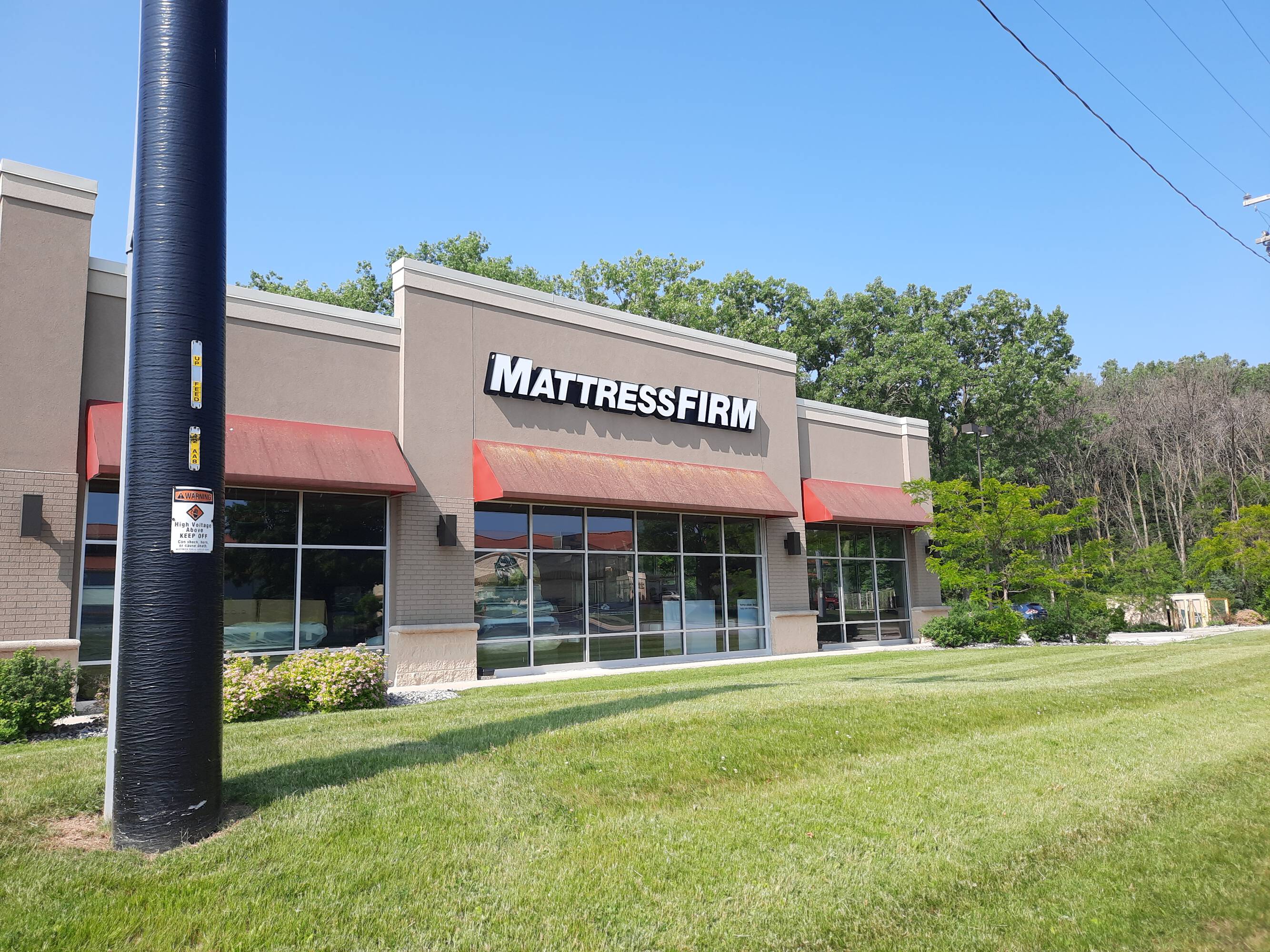 2626 S Oneida St, Green Bay, WI 54304