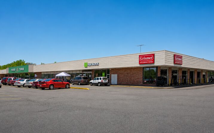 Pictures of Retail, Office, Special Purpose property located at 836 E Main St, Trotwood, OH 45426 for lease - image #1