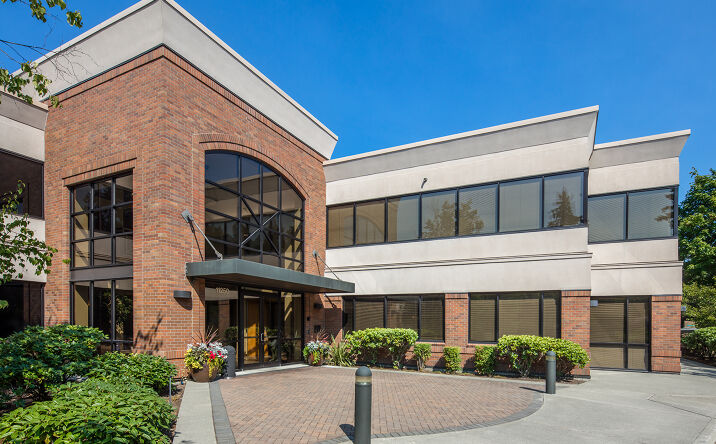 Pictures of Office property located at 11250 Kirkland Way, Kirkland, WA 98033 for lease - image #1