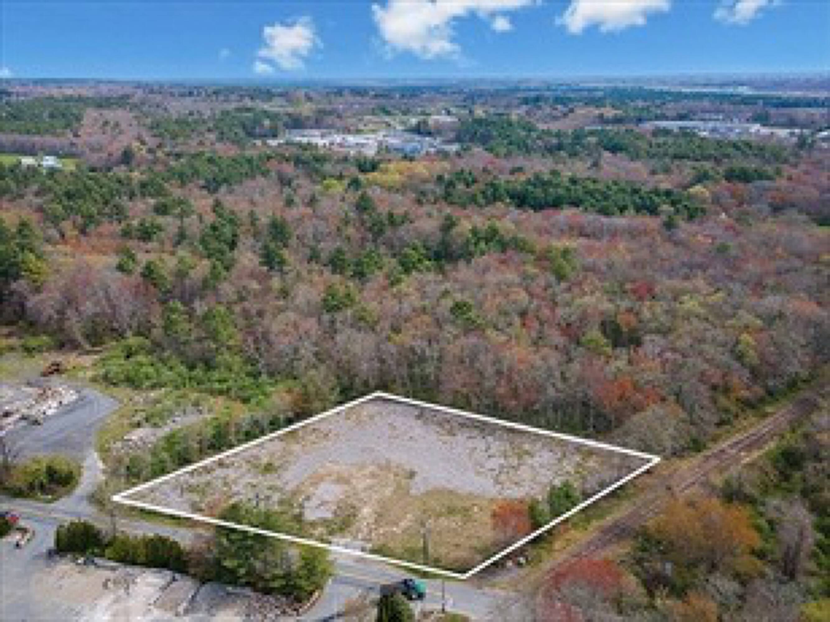 469 Hixville Rd, Dartmouth, MA 02747