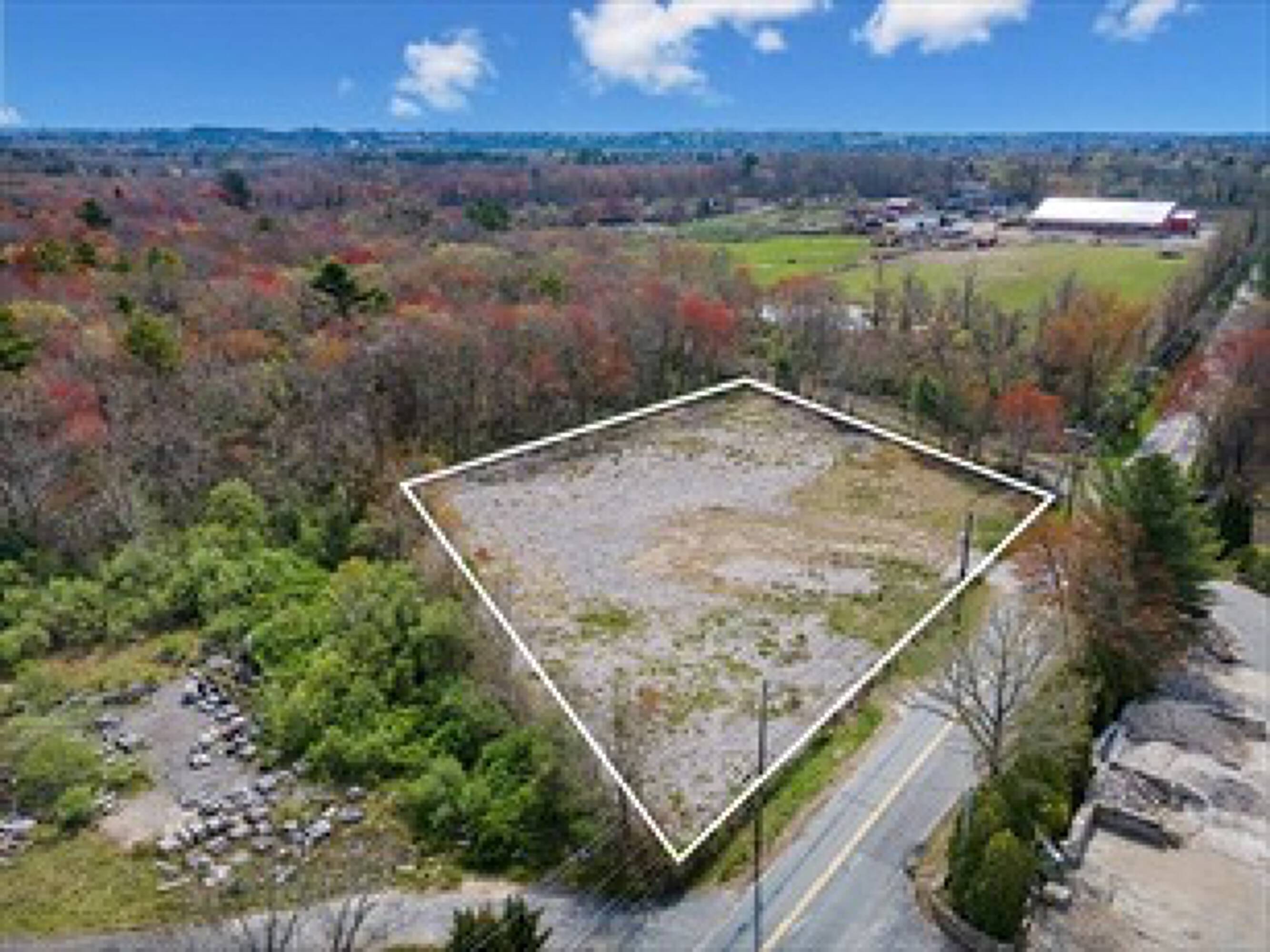 469 Hixville Rd, Dartmouth, MA 02747