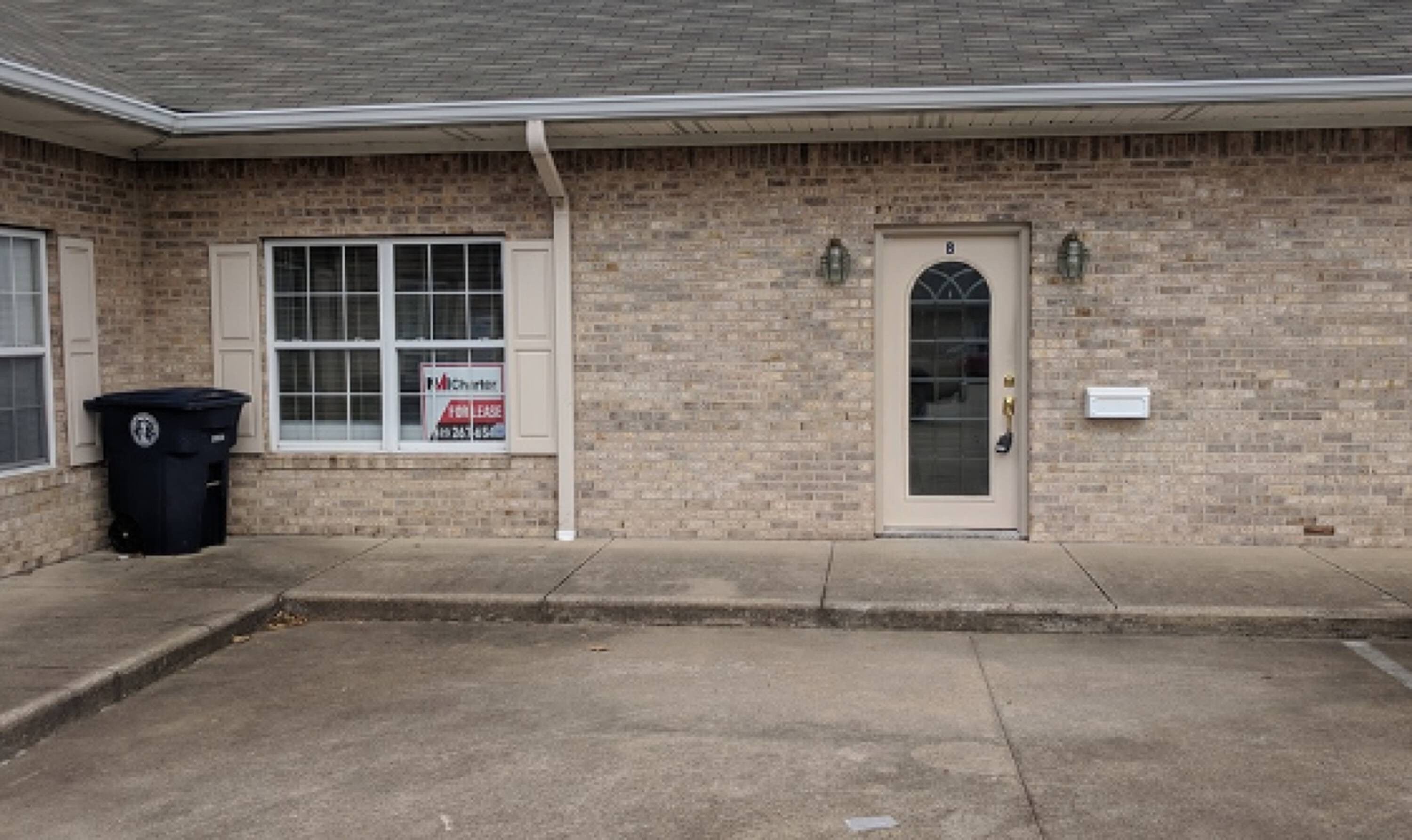 1425 S Moore Rd, Chattanooga, TN 37412