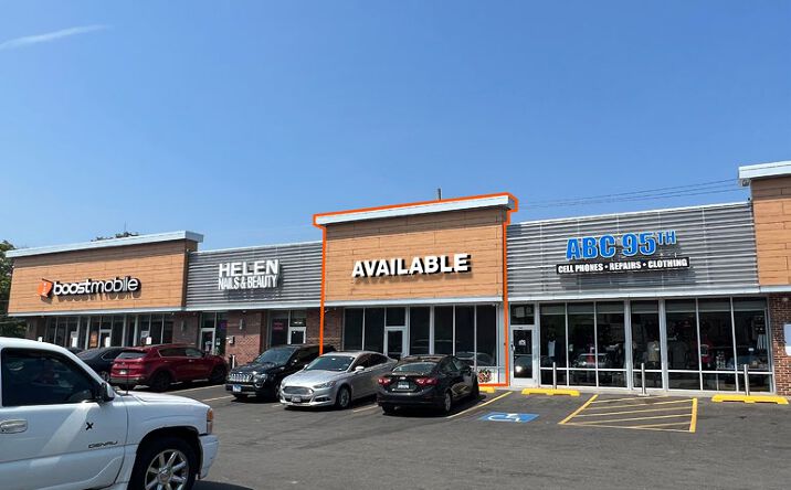 Pictures of Retail property located at 9500 S Halsted St, Chicago, IL 60628 for lease - image #1