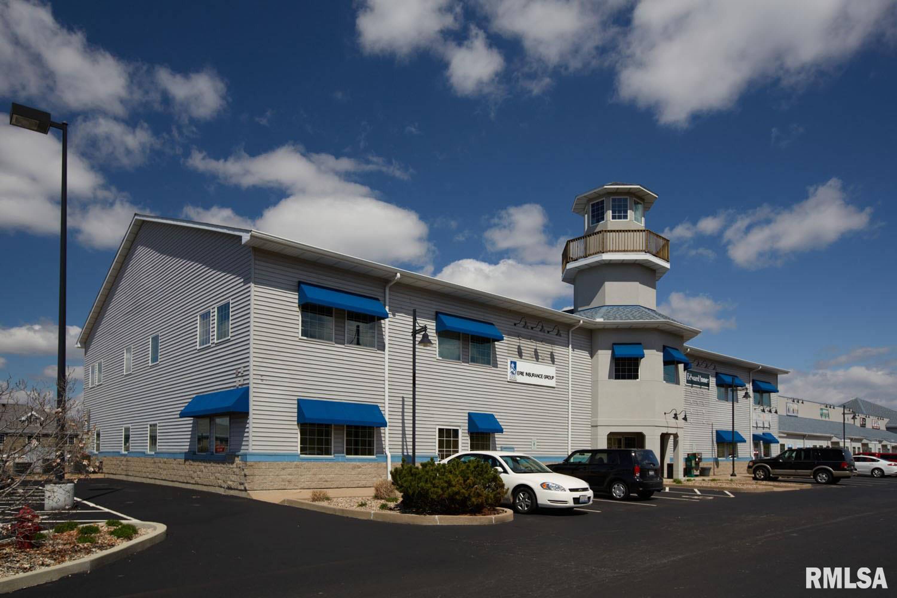 2501 N MAIN Street, East Peoria, IL 61611 Special Purpose Space for